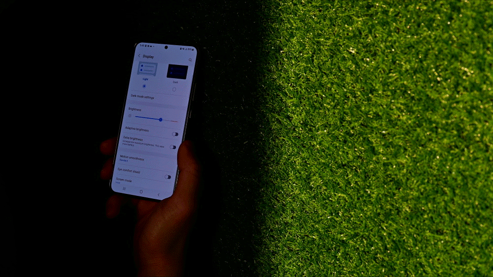 3. Batarya Ömrü ve Ekran Deneyimi: Kompakt Yapının Bedeli