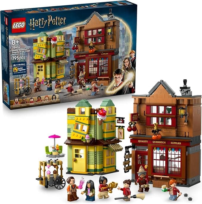 LEGO Harry Potter Kaliteli Quidditch Malzemeleri ve Dondurma Salonu 76452-8 Yaş ve Üzeri Çocuklar için Diagon Yolu Dükkanlarını İçeren Yaratıcı Oyuncak Yapım Seti, Doğum Günü Hediyesi (795 Parça)