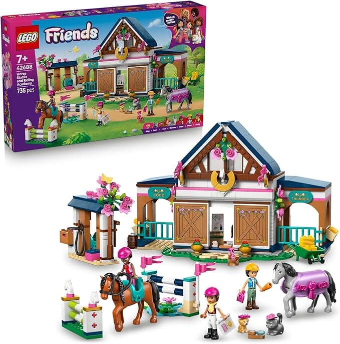LEGO Friends At Ahırı ve Binicilik Akademisi 42688 – 7 Yaş ve Üzeri Çocuklar için Liann, Aliya ve Cindy Mini Bebekleri ve 4 Hayvan Figürü İçeren Yaratıcı Oyuncak Yapım Seti, Hediye Fikri (735 Parça)