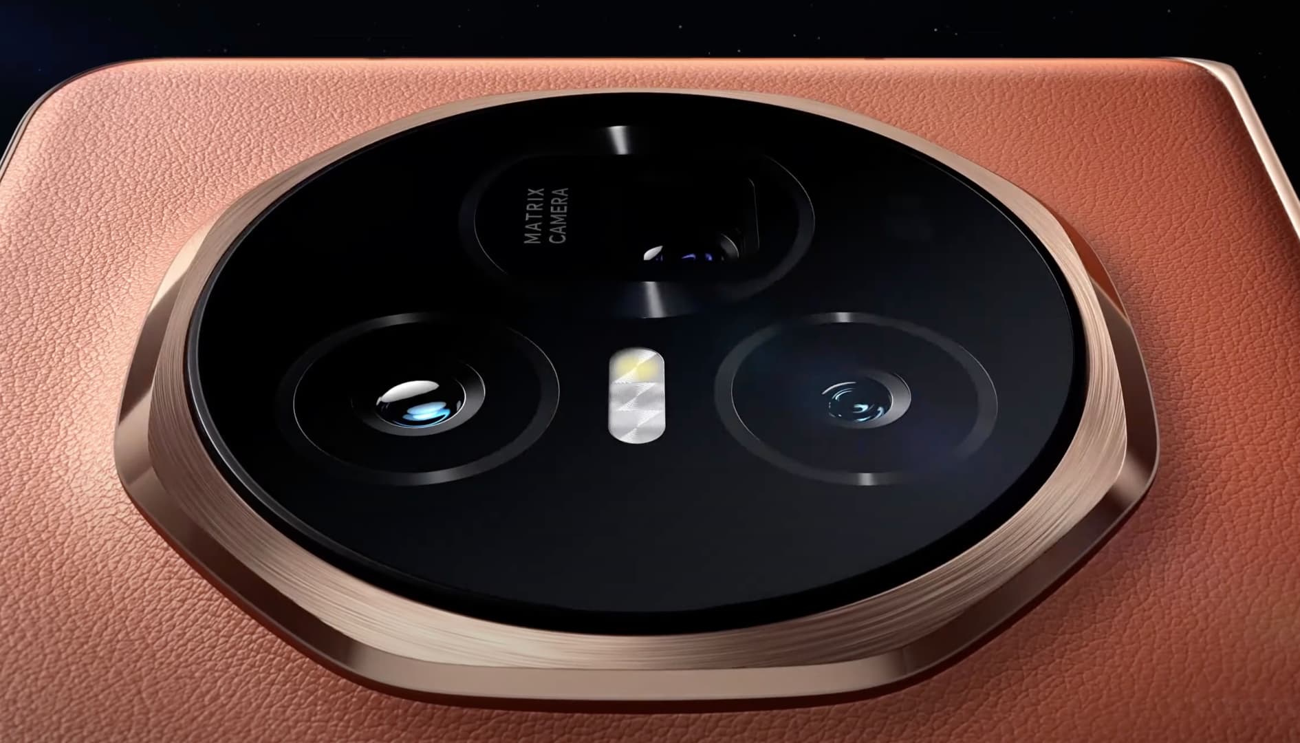 4. Performans ve Kamera: Snapdragon 8 Gen 3 Gücü