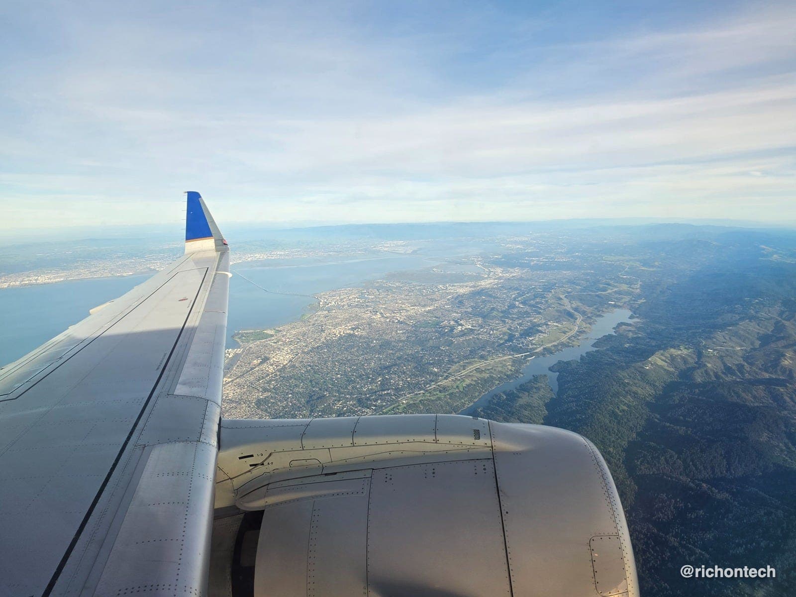 4. Kamera Teknolojisi: 320 MP Sensör ve Gece Çekimi